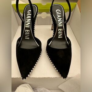 Gianni Bini Suede Pumps